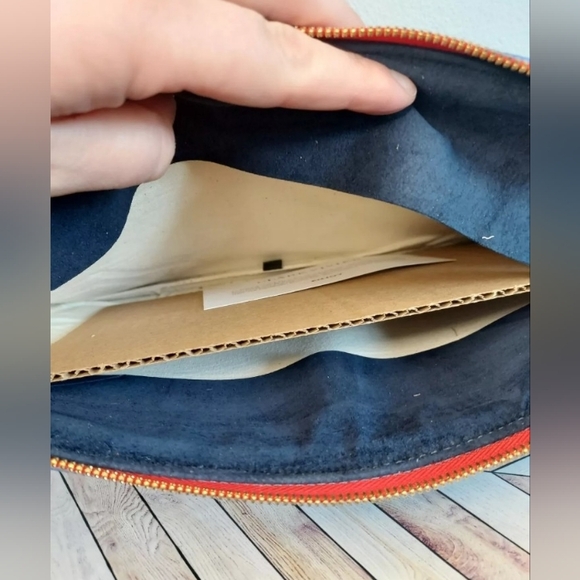 Clare Vivier Cobalt Blue Leather iPad Clutch - Picture 5 of 6